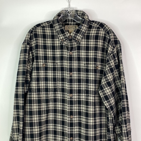 Duluth Trading Free Swingin' Flannel Relaxed Fit Button Up Black Plaid Shirt L - Picture 2 of 8